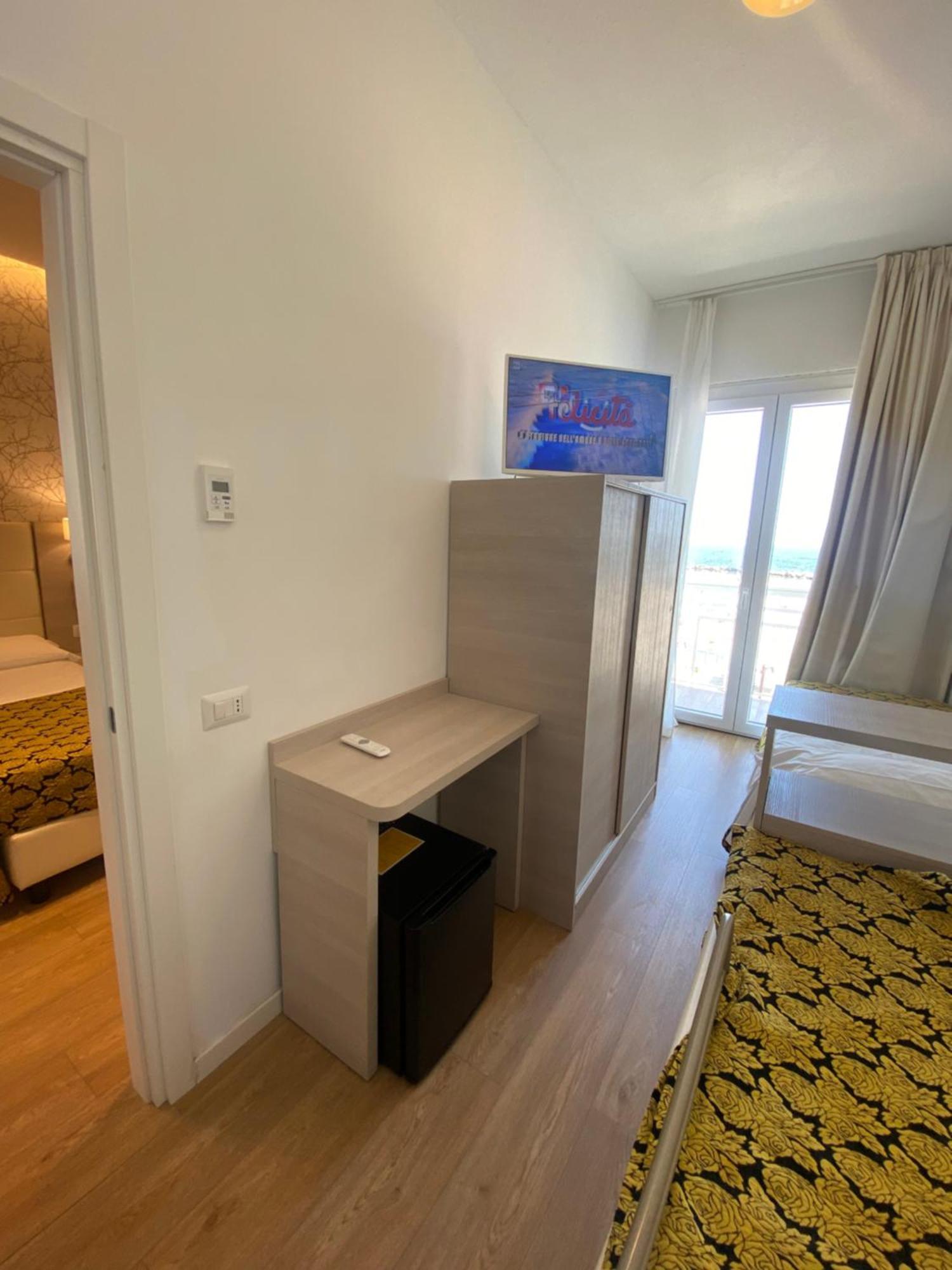 Feel Good Hotel Rimini Værelse billede