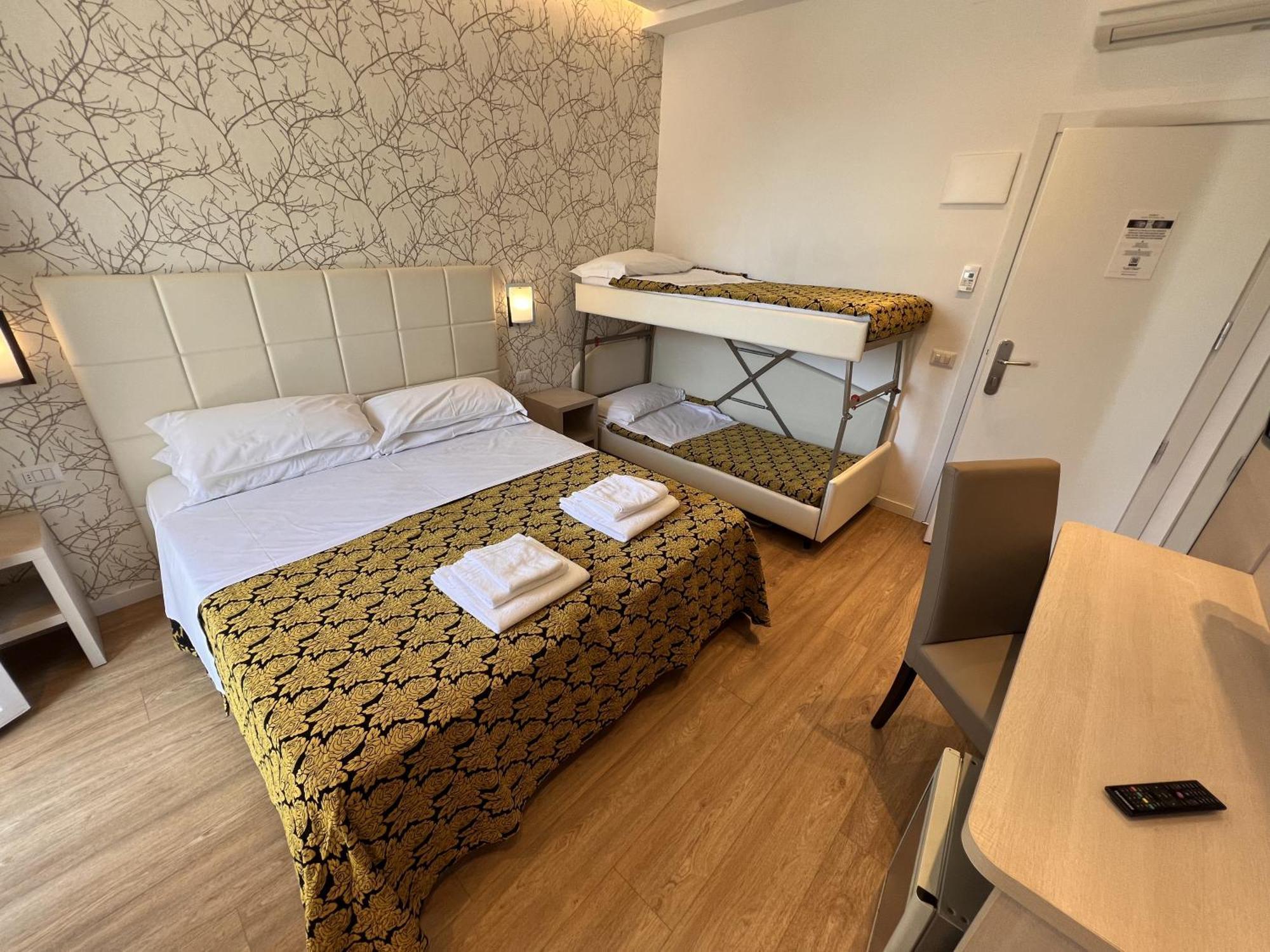 Feel Good Hotel Rimini Værelse billede