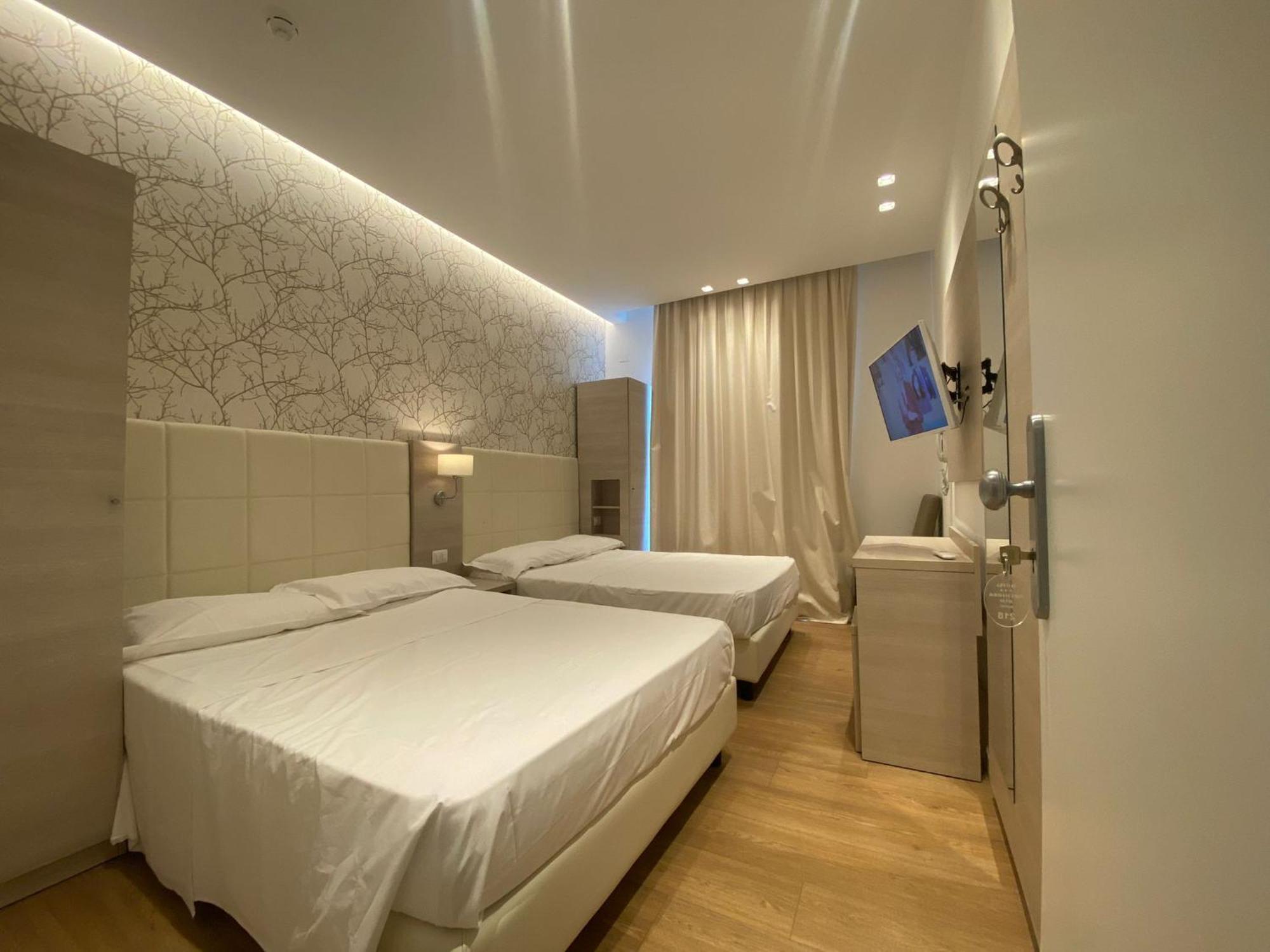 Feel Good Hotel Rimini Værelse billede